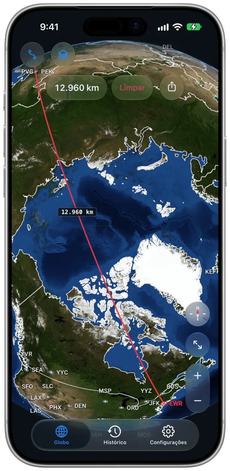 Uma rota polar cruzando o Ártico no globo